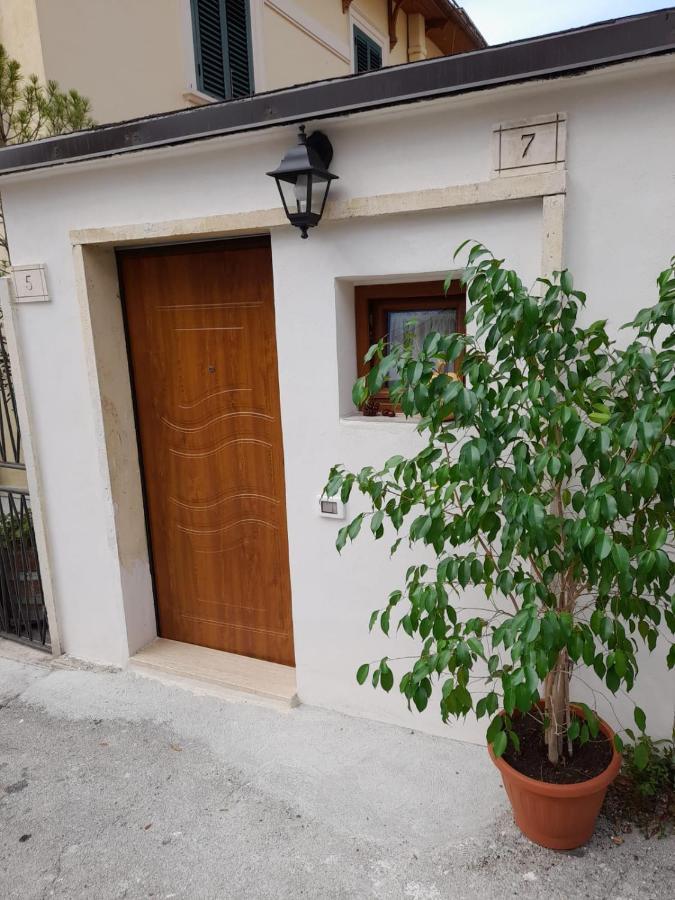 In Vino Veritas Sulmona Kültér fotó